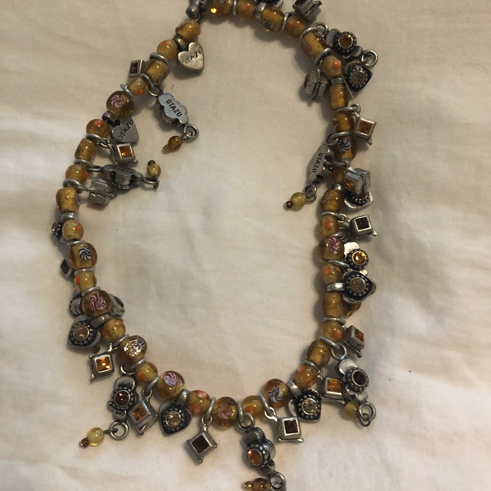 Otazu Vintage choker necklace -yellow